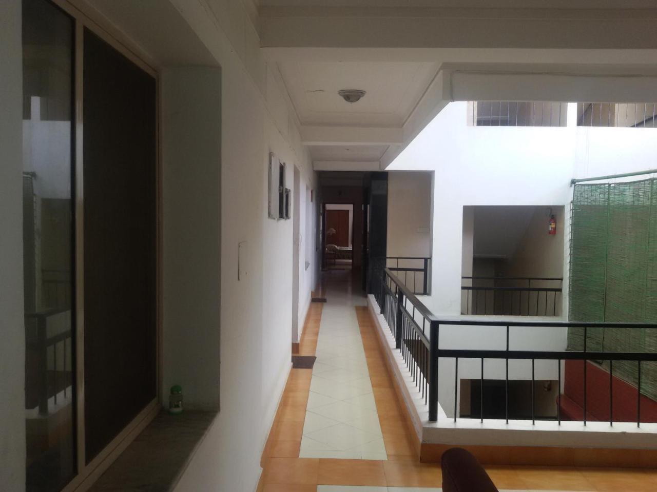 Hotel Tapti Saral Бхопал Экстерьер фото